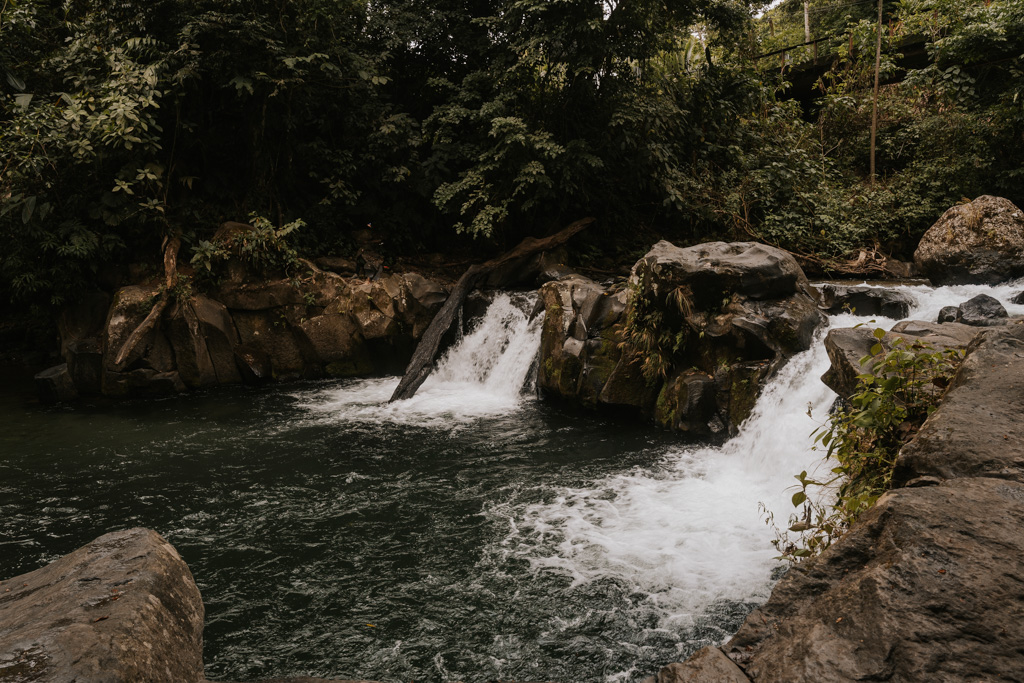 the waterfall at El Salto Costa Rica